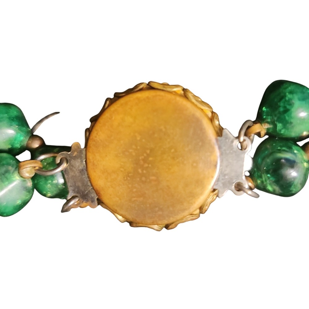 VTG Double Strand Green Beaded Necklace Emerald Olive Gold Tone Box Clasp - Picture 4 of 8